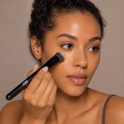 AMS Large Blurrer Brush - Professional Concealer Blending Brush