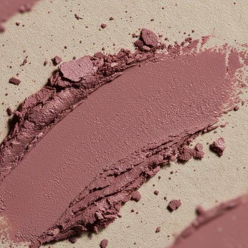Dusty Rose Matte Lipstick Swatch – Macro